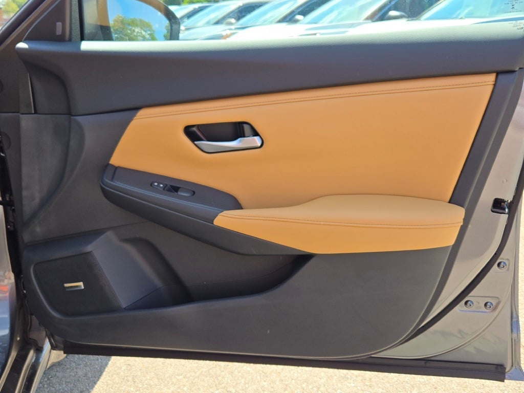 new 2025 Nissan Sentra car, priced at $27,535