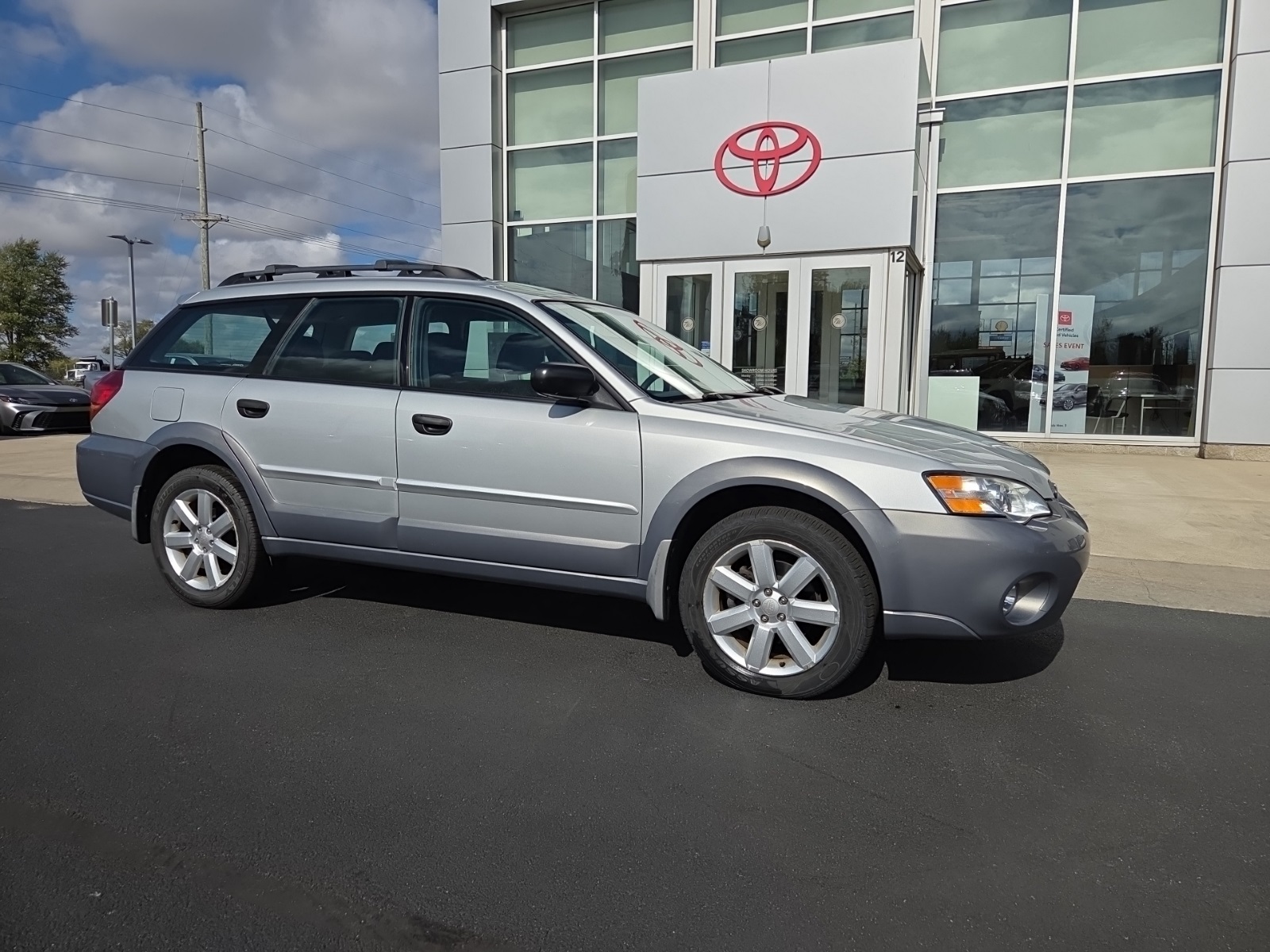 used 2006 Subaru Outback car, priced at $5,548