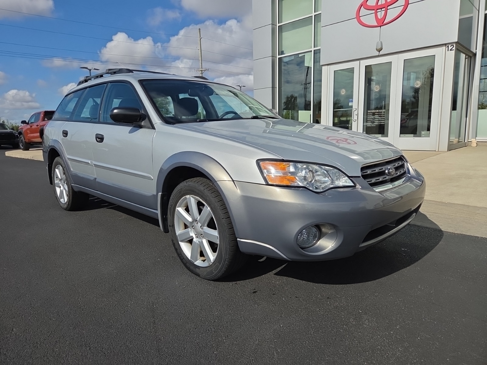 used 2006 Subaru Outback car, priced at $5,548