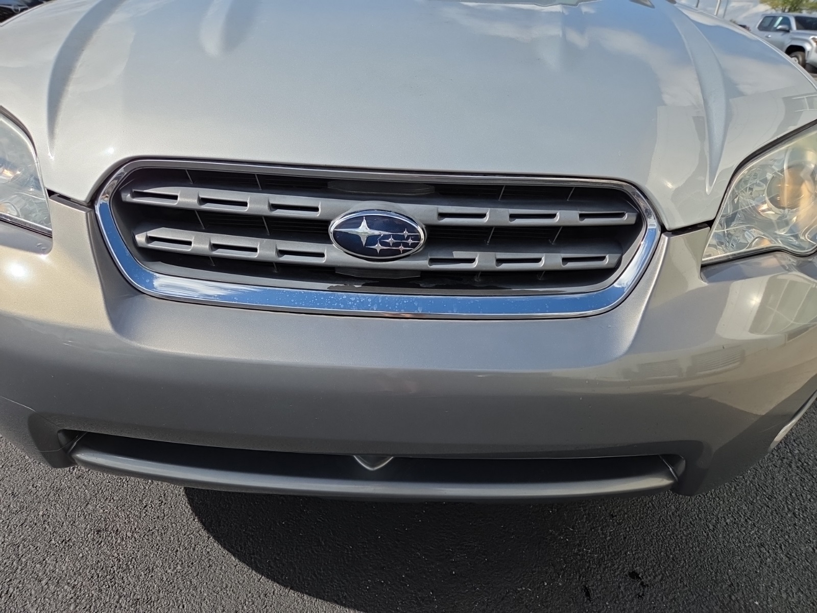 used 2006 Subaru Outback car, priced at $5,548