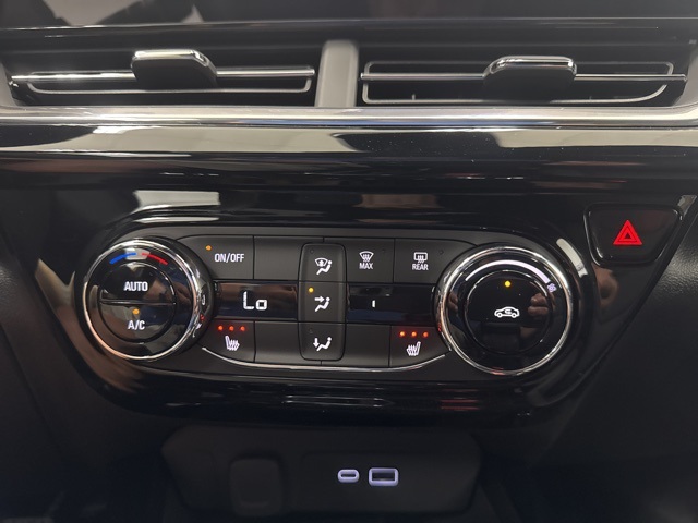 new 2025 Chevrolet Trax car, priced at $25,690