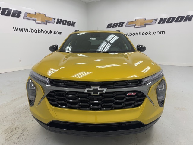 new 2025 Chevrolet Trax car, priced at $25,690