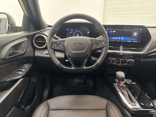 new 2025 Chevrolet Trax car, priced at $25,690