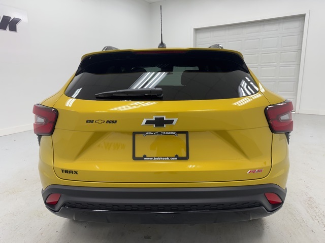 new 2025 Chevrolet Trax car, priced at $25,690