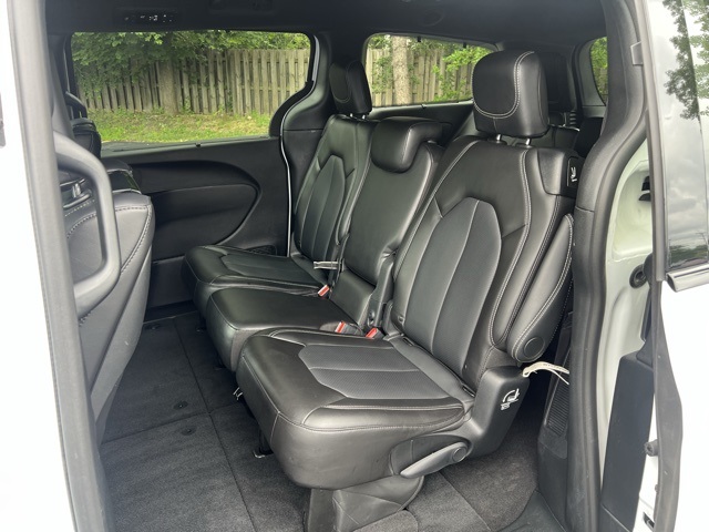 used 2024 Chrysler Pacifica car, priced at $35,000