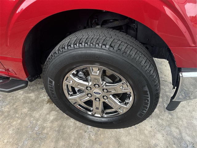 used 2022 Ford F-150 car, priced at $39,999