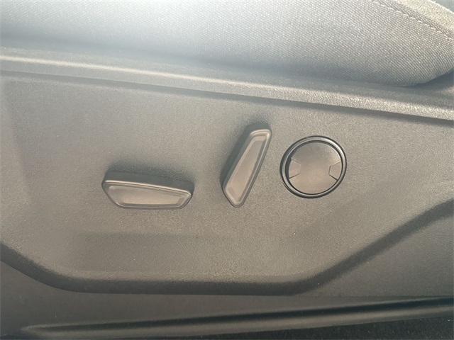 used 2022 Ford F-150 car, priced at $39,999