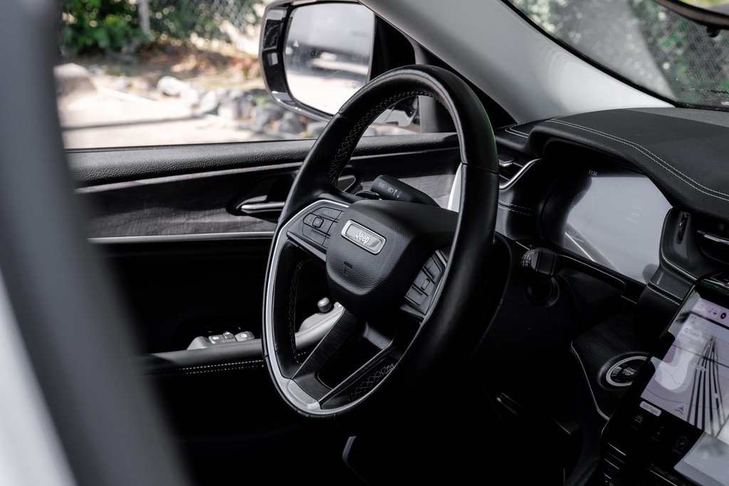 used 2022 Jeep Grand Cherokee L car, priced at $33,911