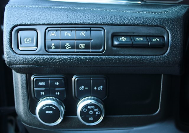 used 2023 GMC Yukon car, priced at $58,710