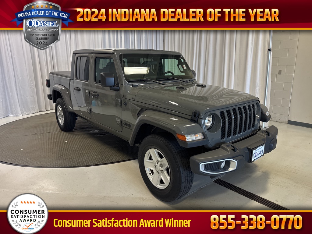 used 2021 Jeep Gladiator car, priced at $31,400