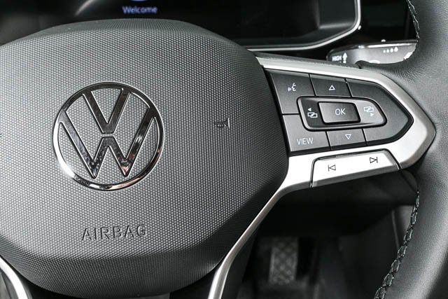 new 2025 Volkswagen Jetta car, priced at $27,571