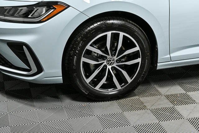 new 2025 Volkswagen Jetta car, priced at $27,571