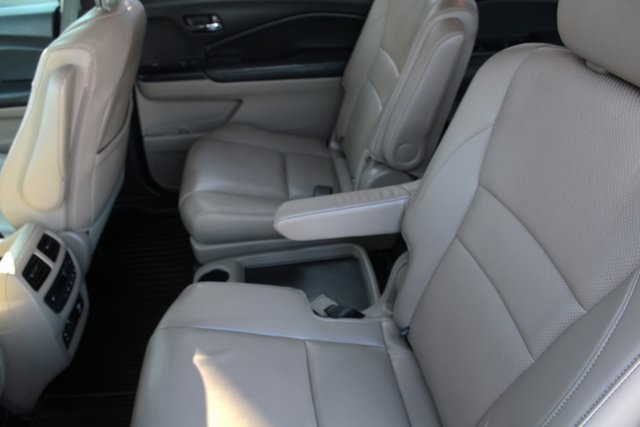 used 2018 Honda Pilot car, priced at $21,677