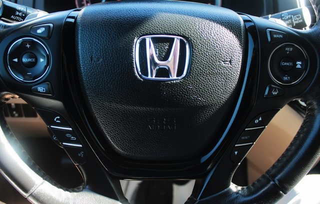 used 2018 Honda Pilot car, priced at $21,677