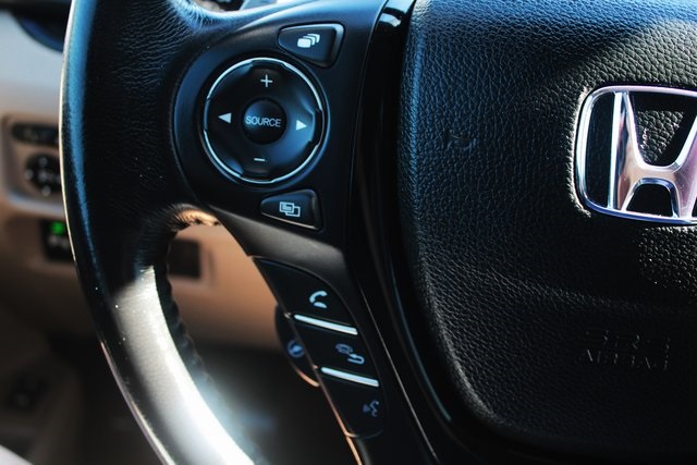 used 2018 Honda Pilot car, priced at $21,677