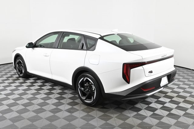 new 2025 Kia K4 car, priced at $26,013