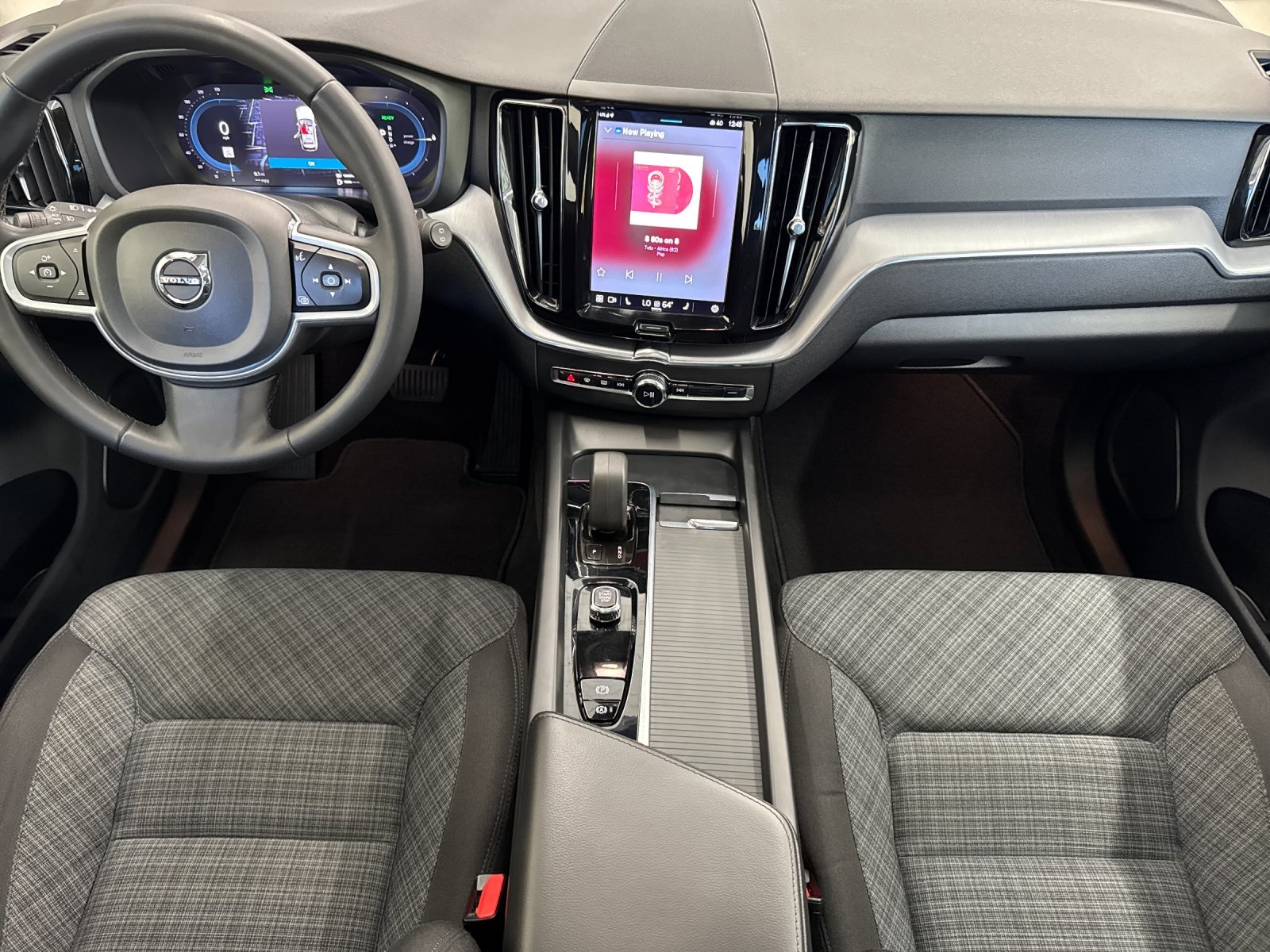 used 2022 Volvo XC60 Recharge Plug-In Hybrid car, priced at $34,498
