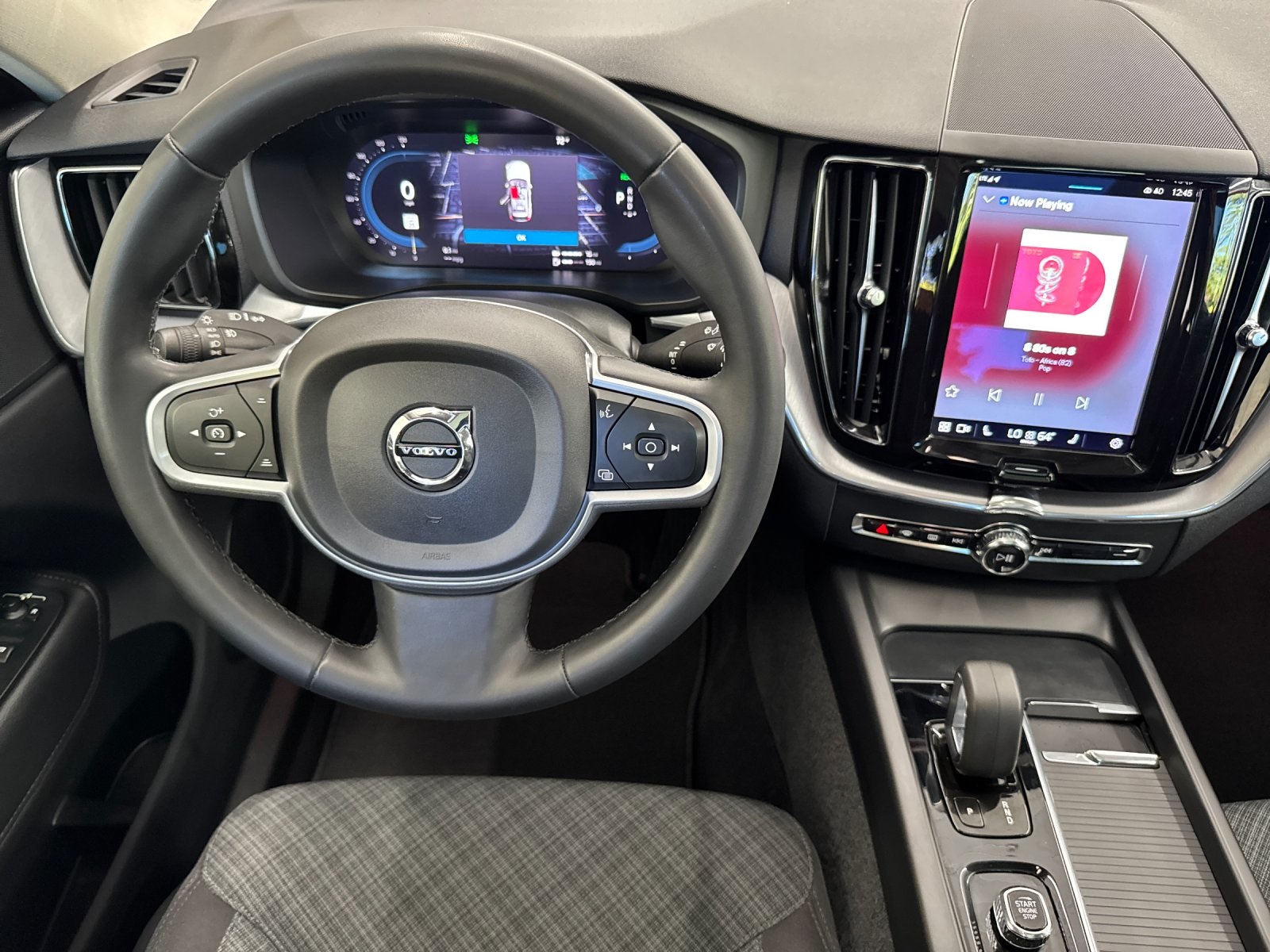 used 2022 Volvo XC60 Recharge Plug-In Hybrid car, priced at $34,498