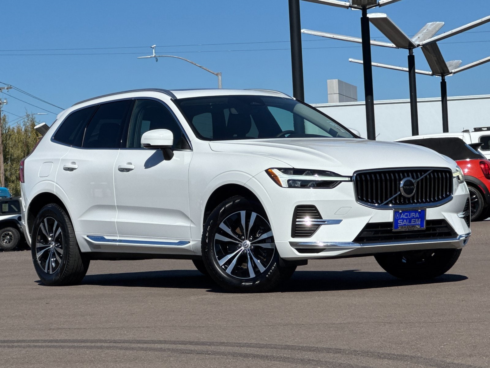 used 2022 Volvo XC60 Recharge Plug-In Hybrid car, priced at $34,498