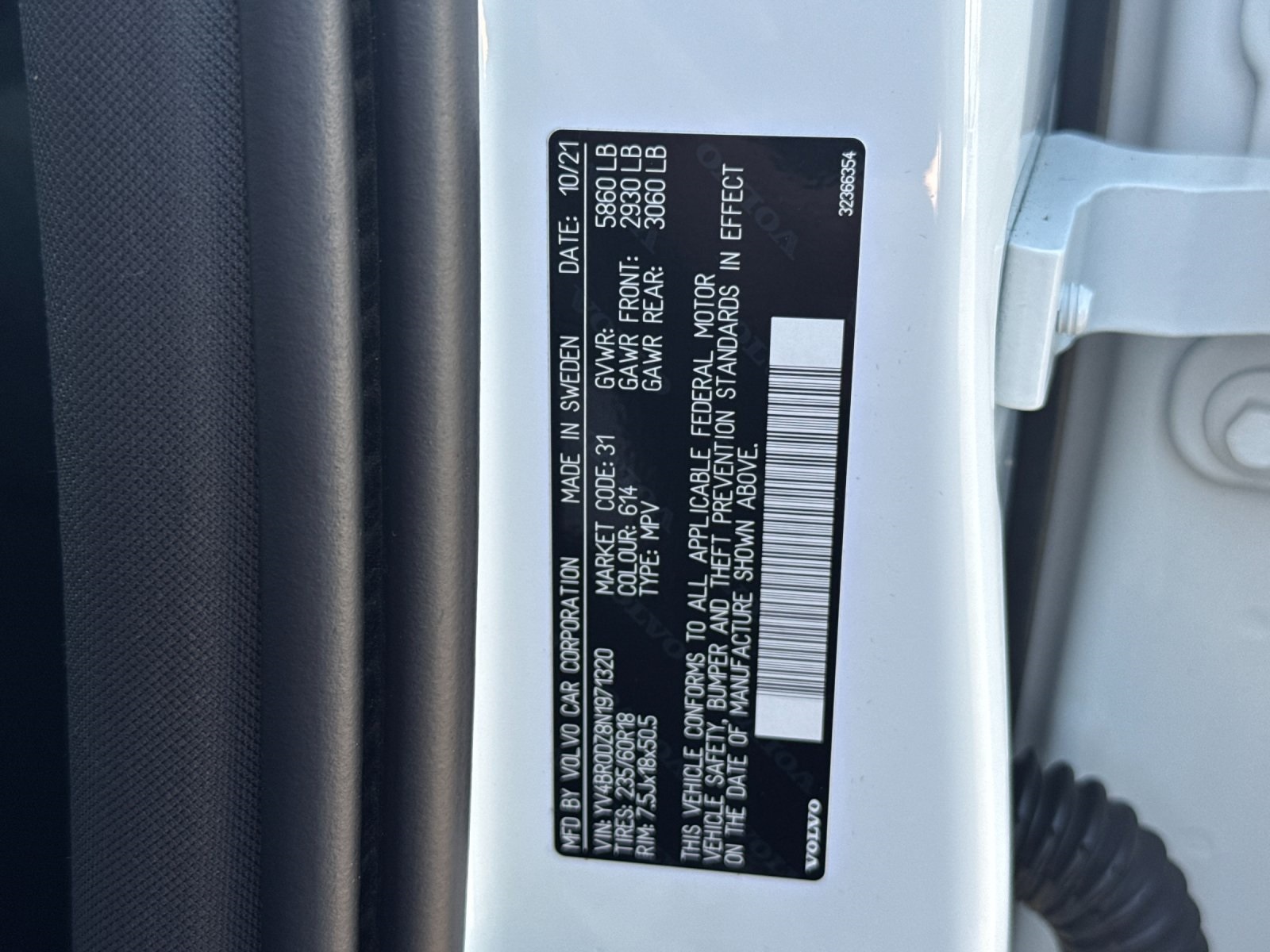 used 2022 Volvo XC60 Recharge Plug-In Hybrid car, priced at $34,498