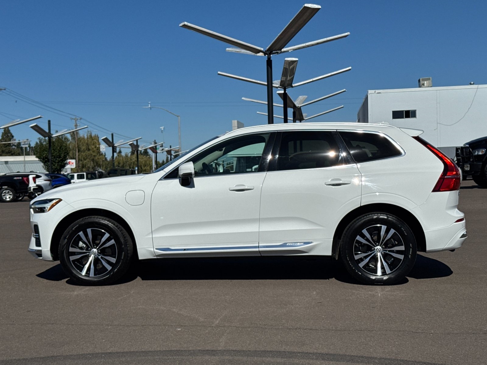 used 2022 Volvo XC60 Recharge Plug-In Hybrid car, priced at $34,498