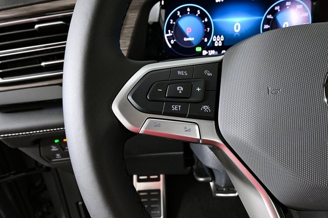 new 2025 Volkswagen Atlas car, priced at $55,648