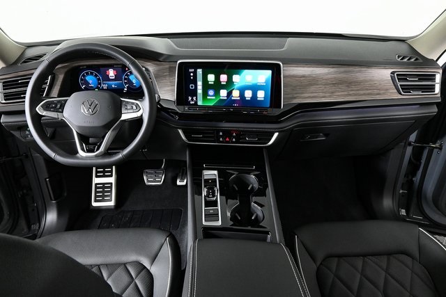 new 2025 Volkswagen Atlas car, priced at $55,648