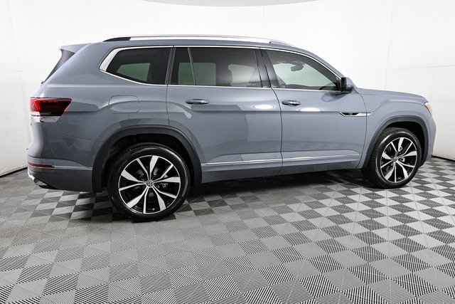 new 2025 Volkswagen Atlas car, priced at $55,648