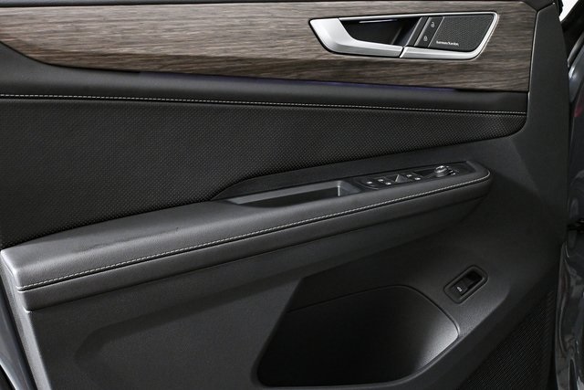 new 2025 Volkswagen Atlas car, priced at $55,648