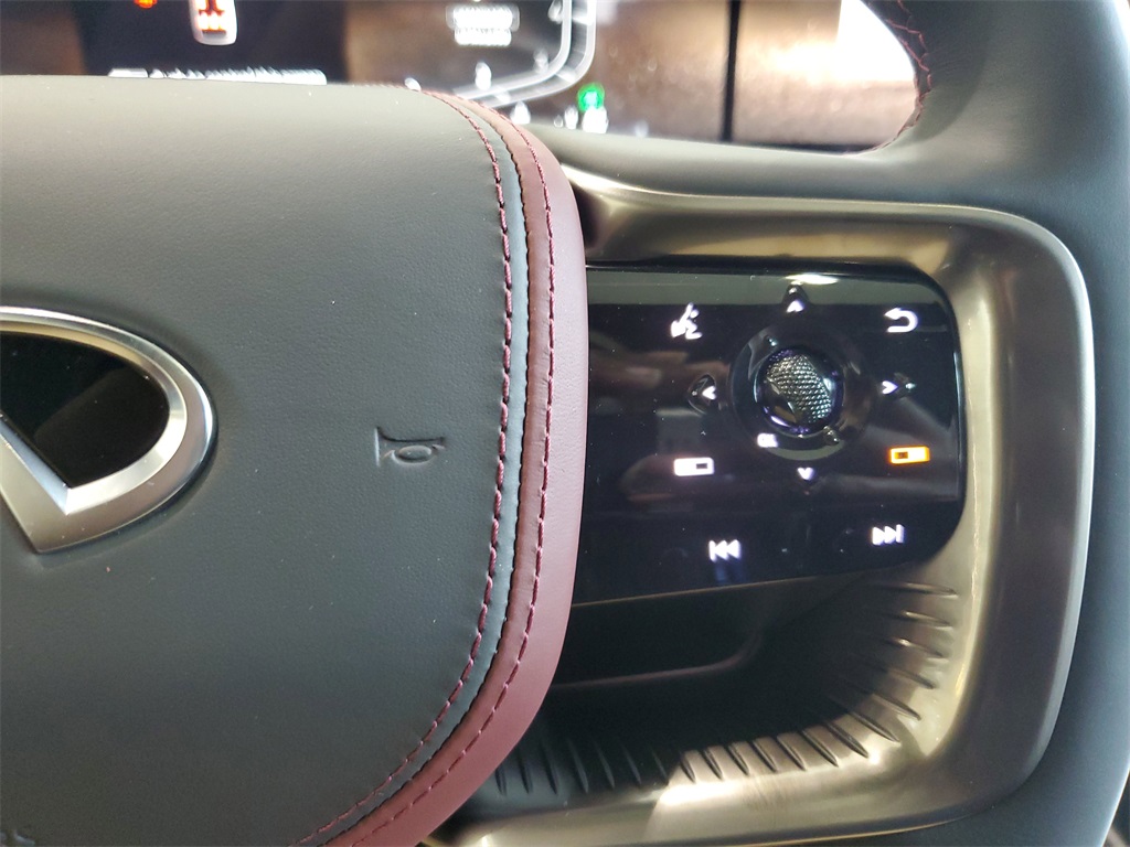 new 2025 INFINITI QX80 car, priced at $101,590