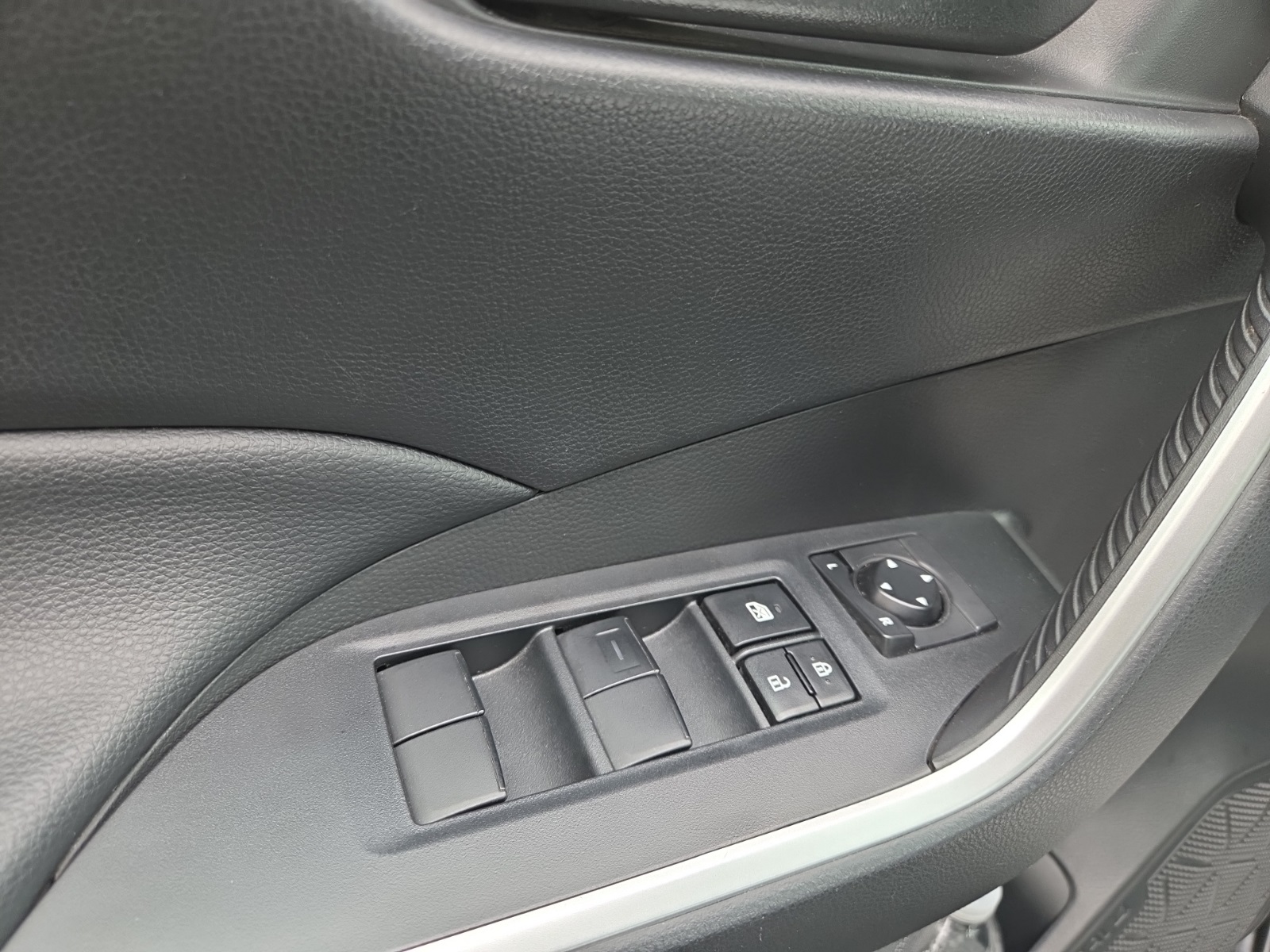 used 2023 Toyota RAV4 car, priced at $22,148