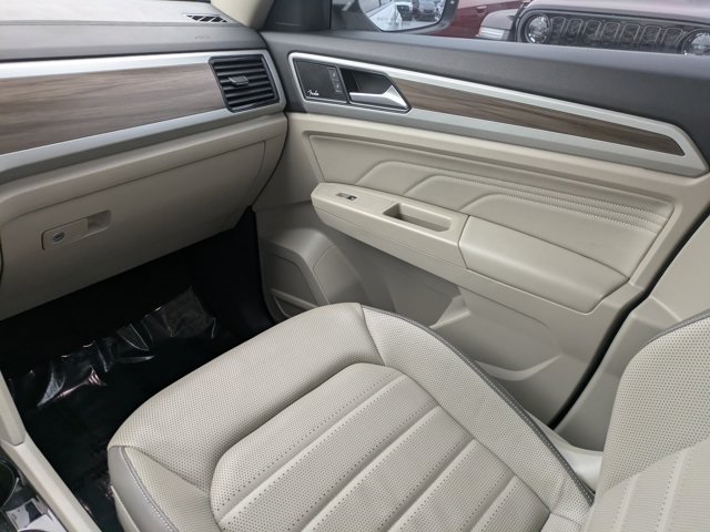 used 2021 Volkswagen Atlas car, priced at $31,096