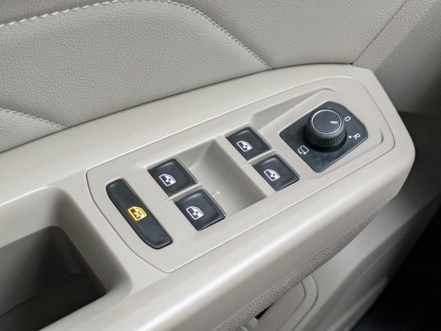 used 2021 Volkswagen Atlas car, priced at $31,096