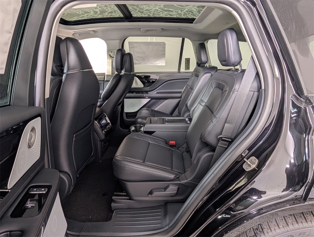 new 2025 Lincoln Aviator car, priced at $74,846