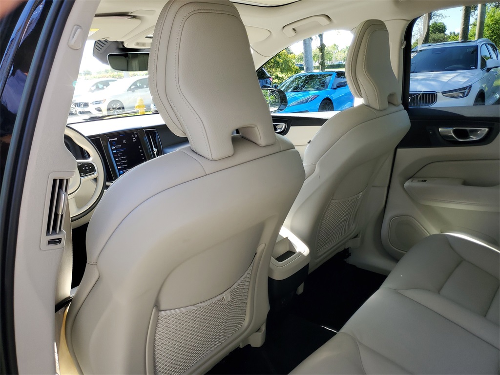 used 2023 Volvo XC60 car, priced at $30,995