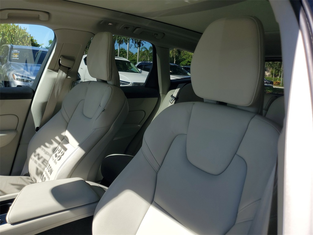 used 2023 Volvo XC60 car, priced at $30,995