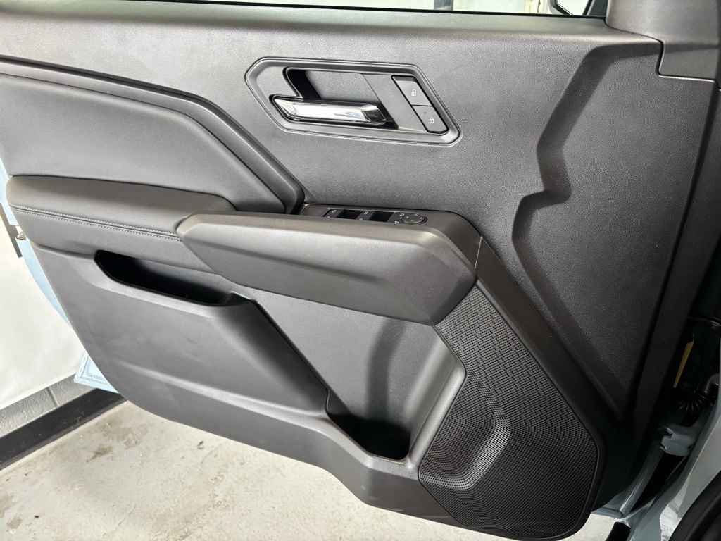 new 2025 Chevrolet Colorado car, priced at $39,924