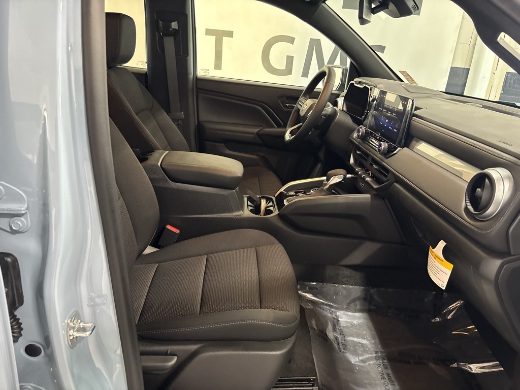 new 2025 Chevrolet Colorado car, priced at $39,924
