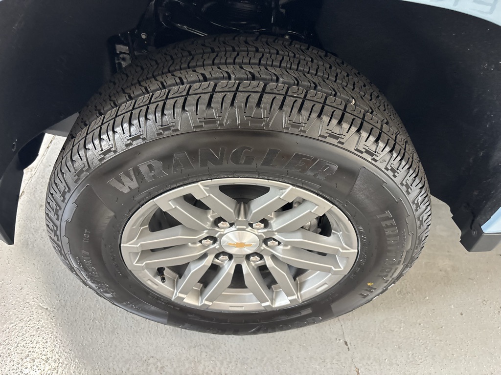 new 2025 Chevrolet Colorado car, priced at $39,924