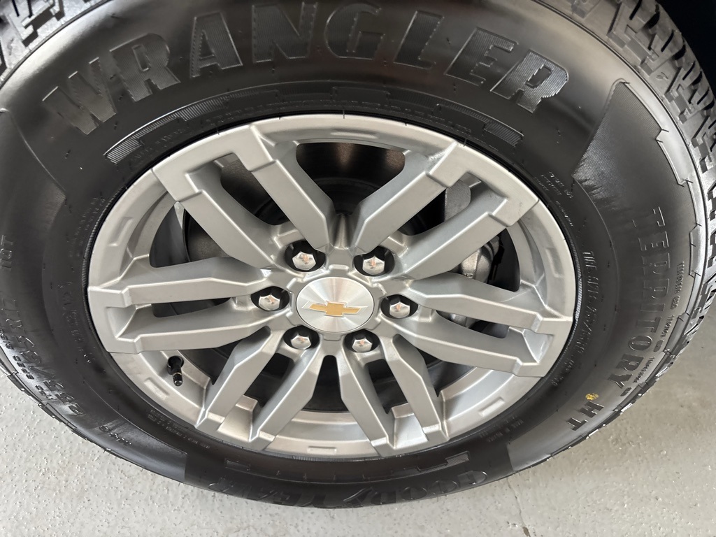 new 2025 Chevrolet Colorado car, priced at $39,924
