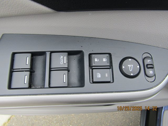 used 2014 Honda CR-V car, priced at $14,999