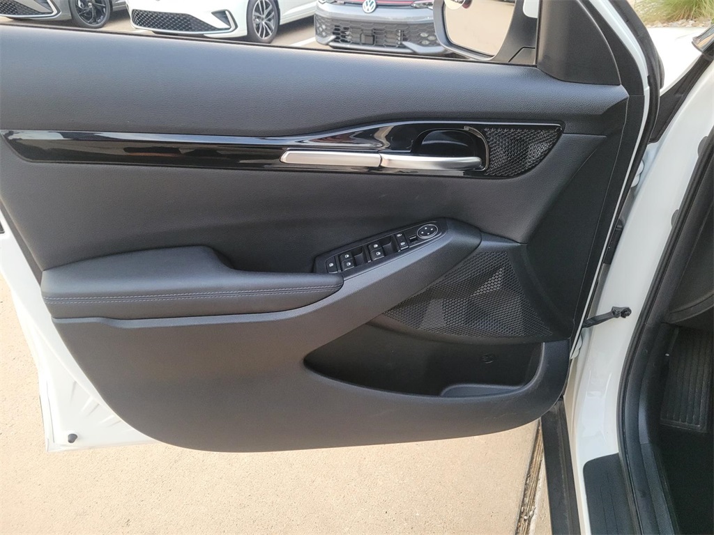 used 2022 Kia Seltos car, priced at $18,861