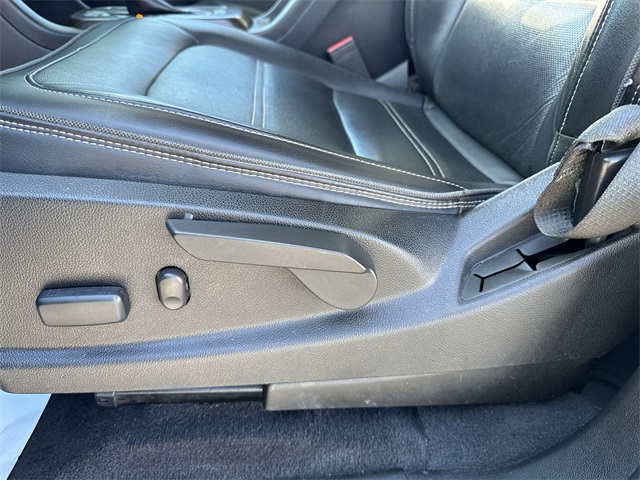 used 2019 GMC Canyon car, priced at $26,499