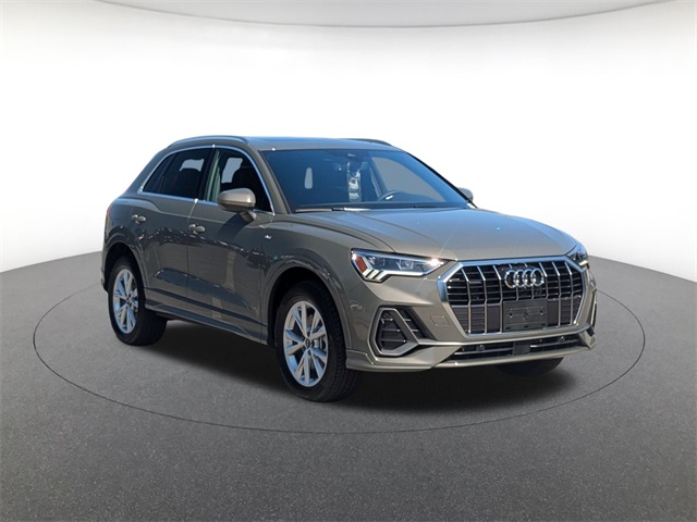 new 2025 Audi Q3 car, priced at $44,225