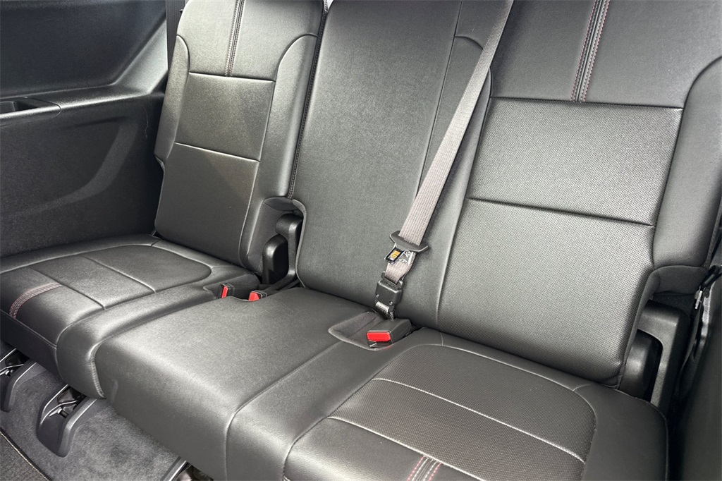 used 2022 Chevrolet Traverse car, priced at $39,947