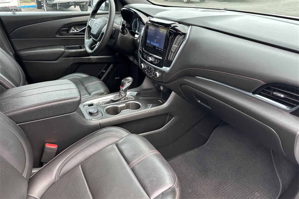used 2022 Chevrolet Traverse car, priced at $39,947