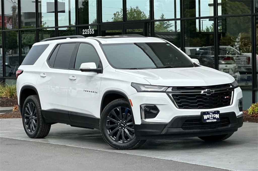 used 2022 Chevrolet Traverse car, priced at $39,947