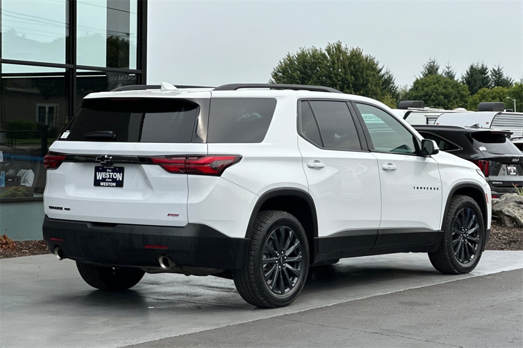 used 2022 Chevrolet Traverse car, priced at $39,947