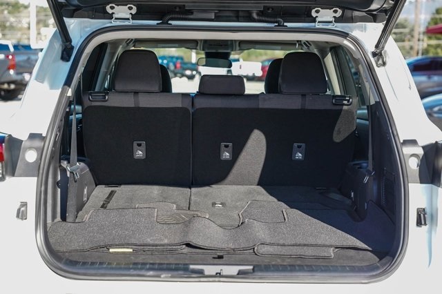 used 2022 Toyota Highlander car, priced at $29,797