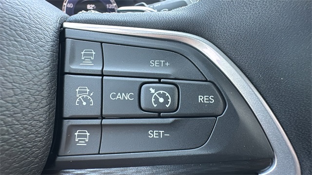 new 2025 Jeep Grand Cherokee L car, priced at $44,034
